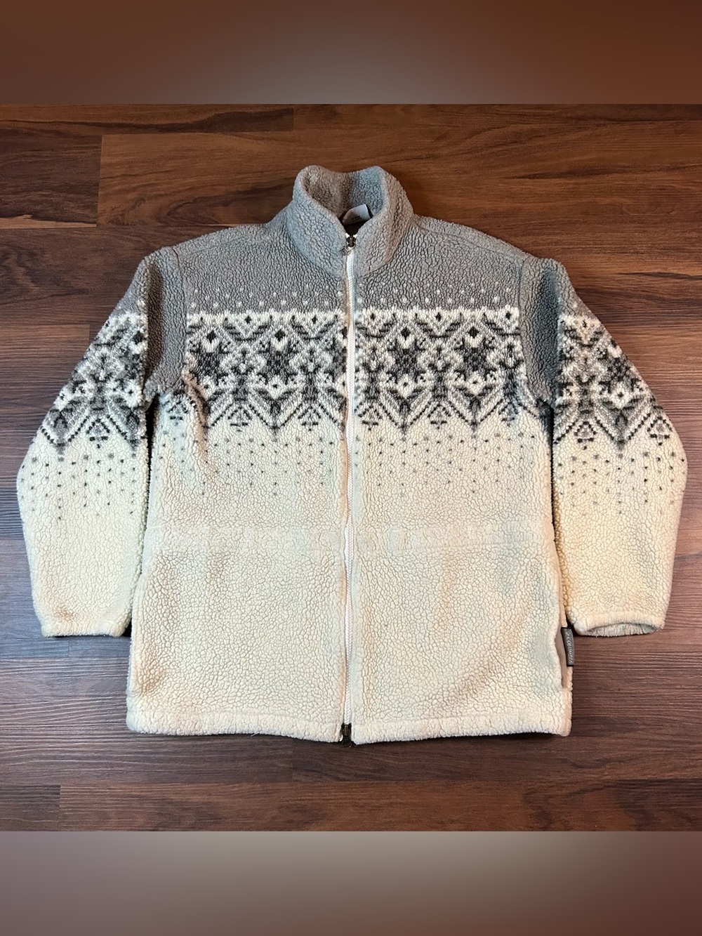 Vintage 90s woman’s Sherpa Zip-Up Sweater Jacket in Gray and Cream